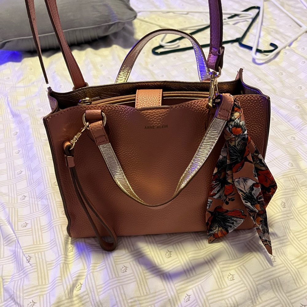 nine west bag